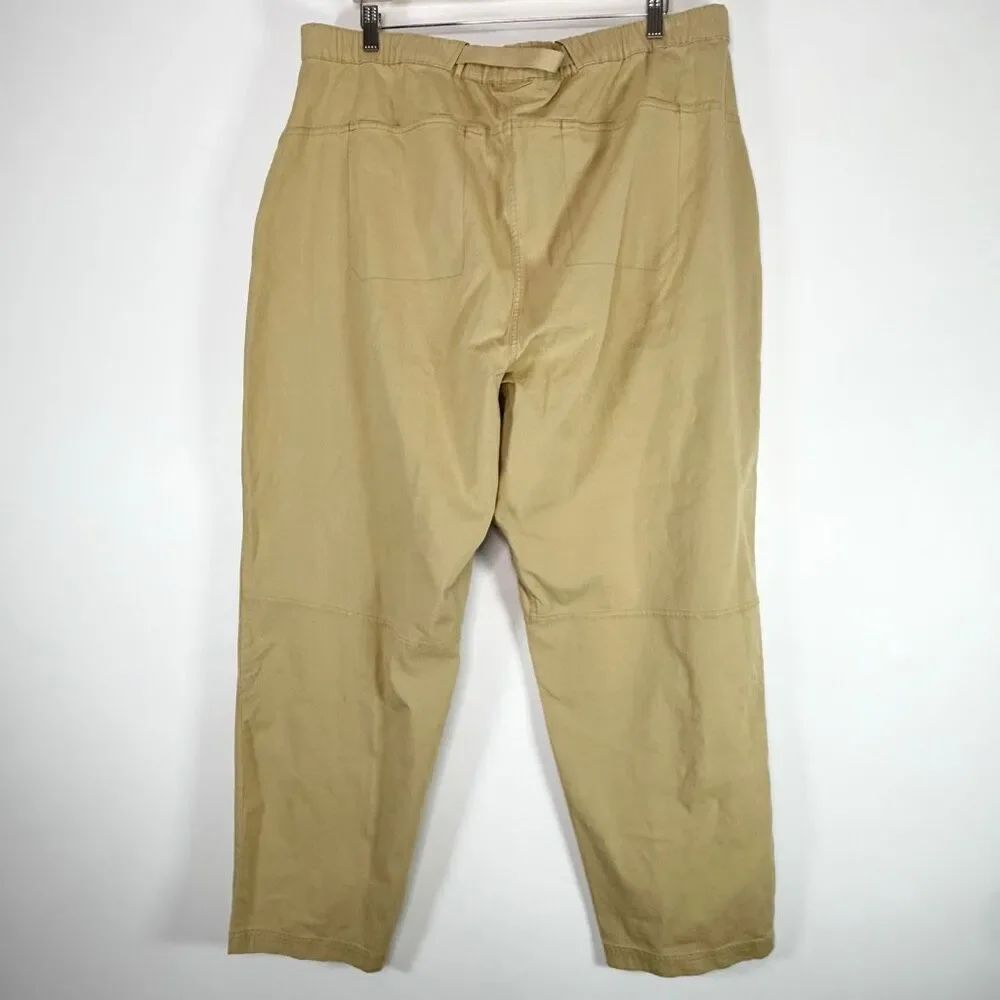 The North Face Women’s Beta Utility Belted Khaki Pants Integrated Webbing Belt - - Picture 4 of 15